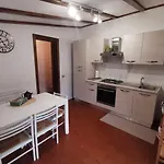 Il Cortile Dei Cipressi - Large 公寓