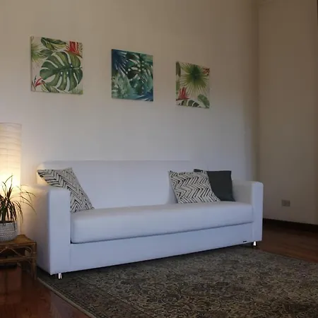Il Cortile Dei Cipressi - Caravate Large Apartment *
