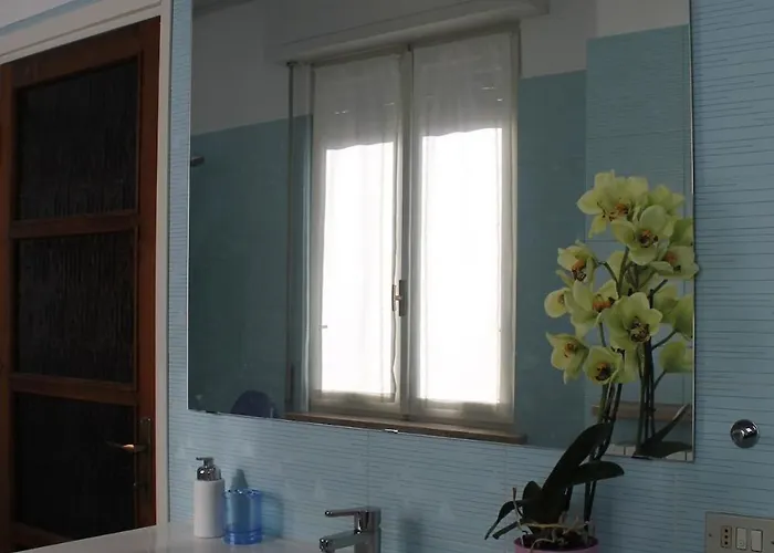 Il Cortile Dei Cipressi - Large Daire