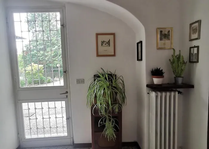 아파트 Il Cortile Dei Cipressi - Large Caravate